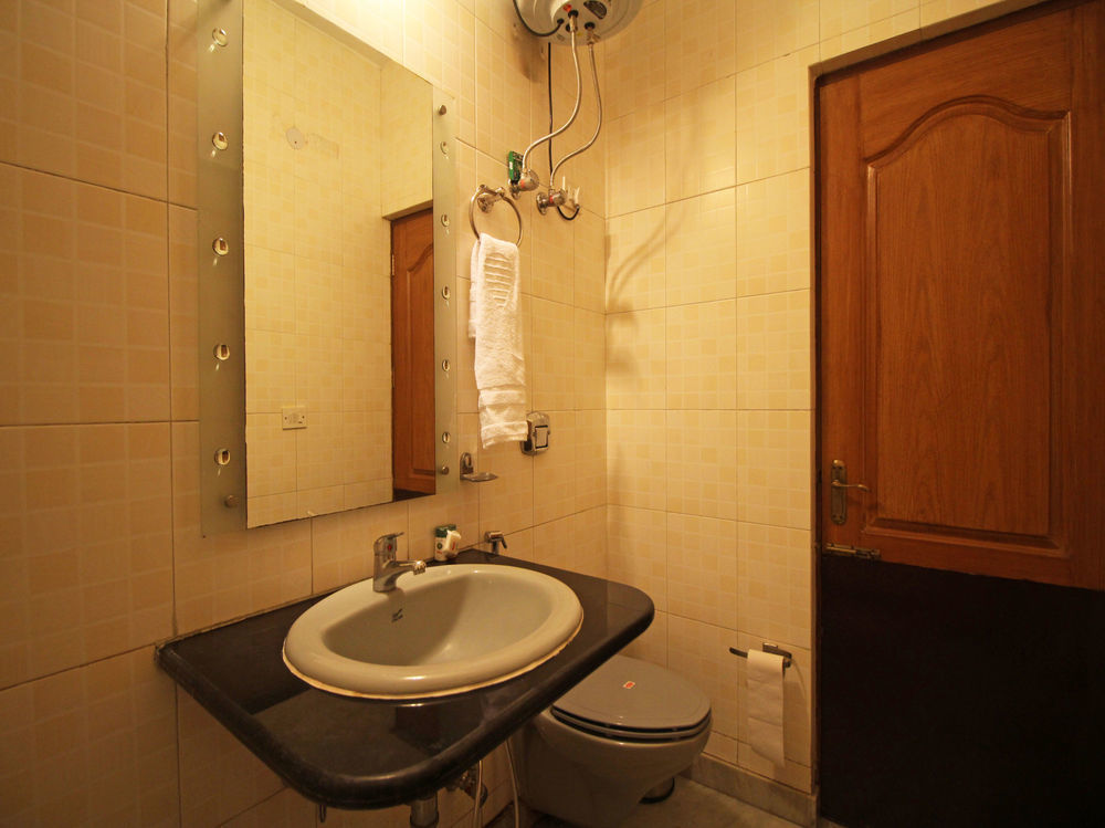Oyo Flagship 592 Hauz Khas Village New Delhi Eksteriør billede