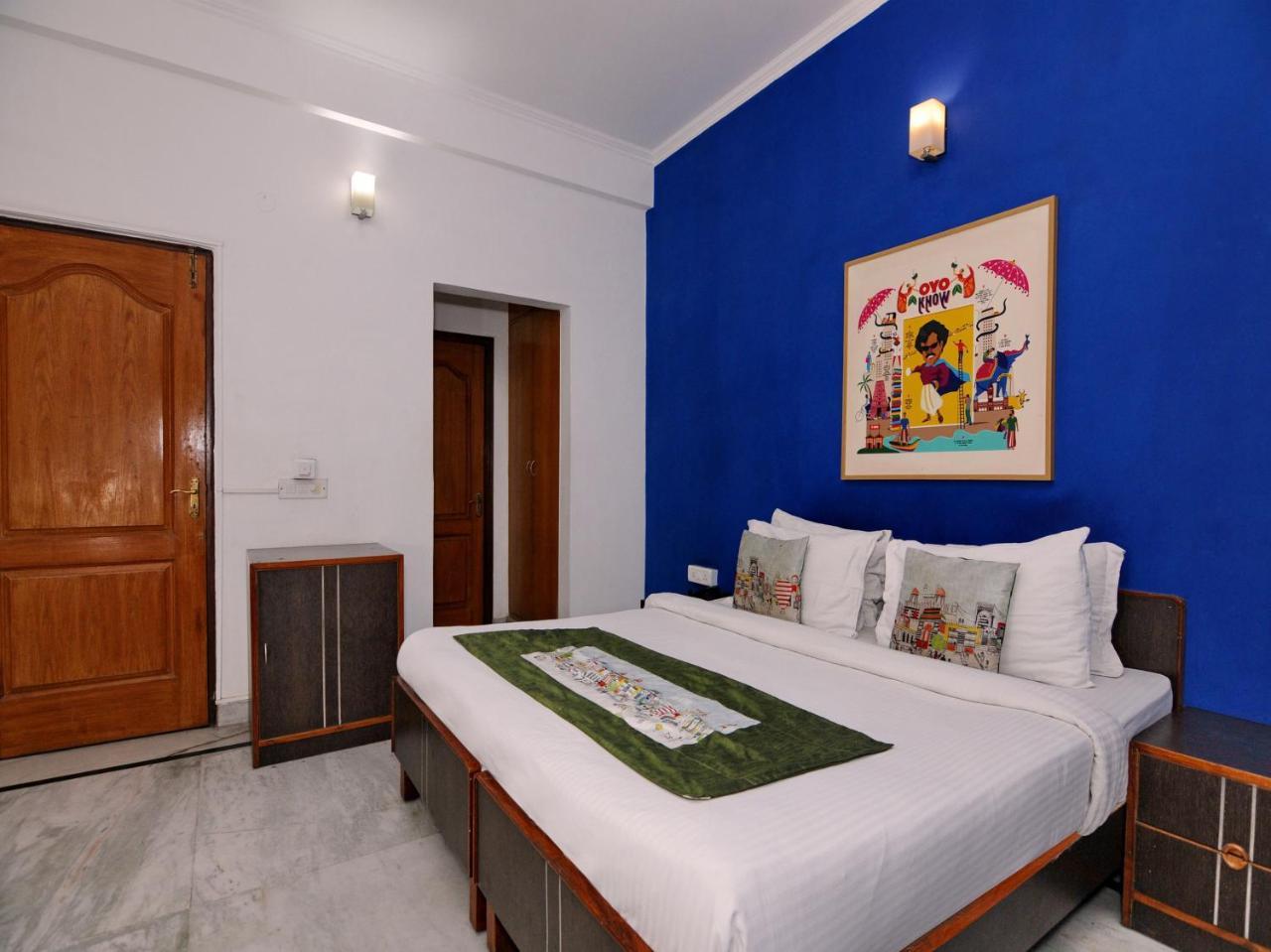 Oyo Flagship 592 Hauz Khas Village New Delhi Eksteriør billede
