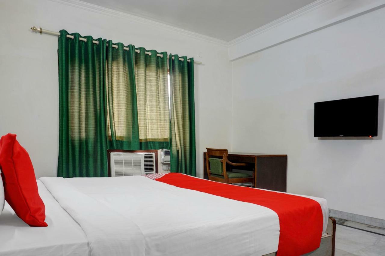 Oyo Flagship 592 Hauz Khas Village New Delhi Eksteriør billede