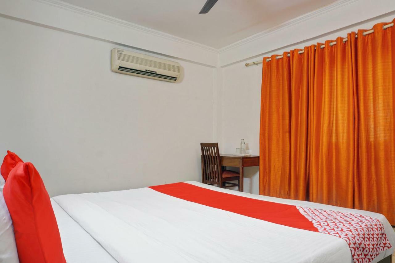 Oyo Flagship 592 Hauz Khas Village New Delhi Eksteriør billede