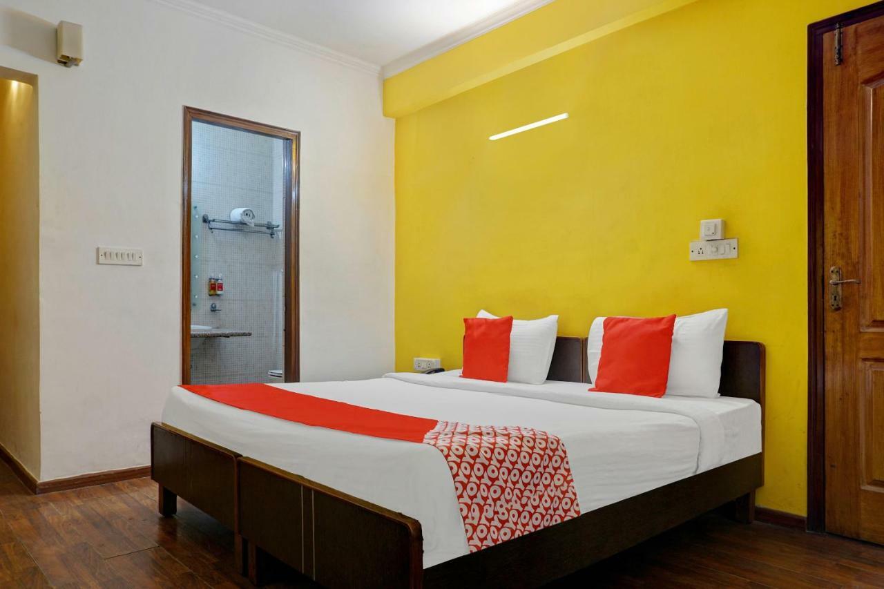 Oyo Flagship 592 Hauz Khas Village New Delhi Eksteriør billede